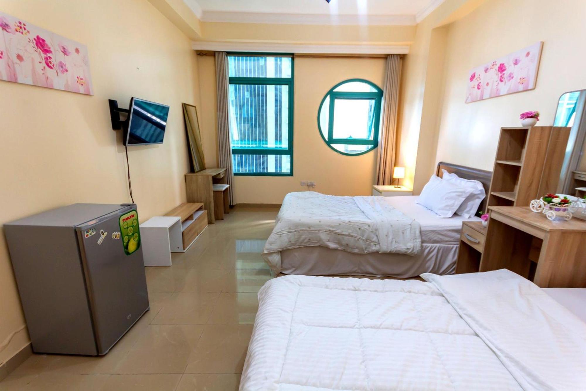 Homestay For Girls In Marina Dubai, The Offer
