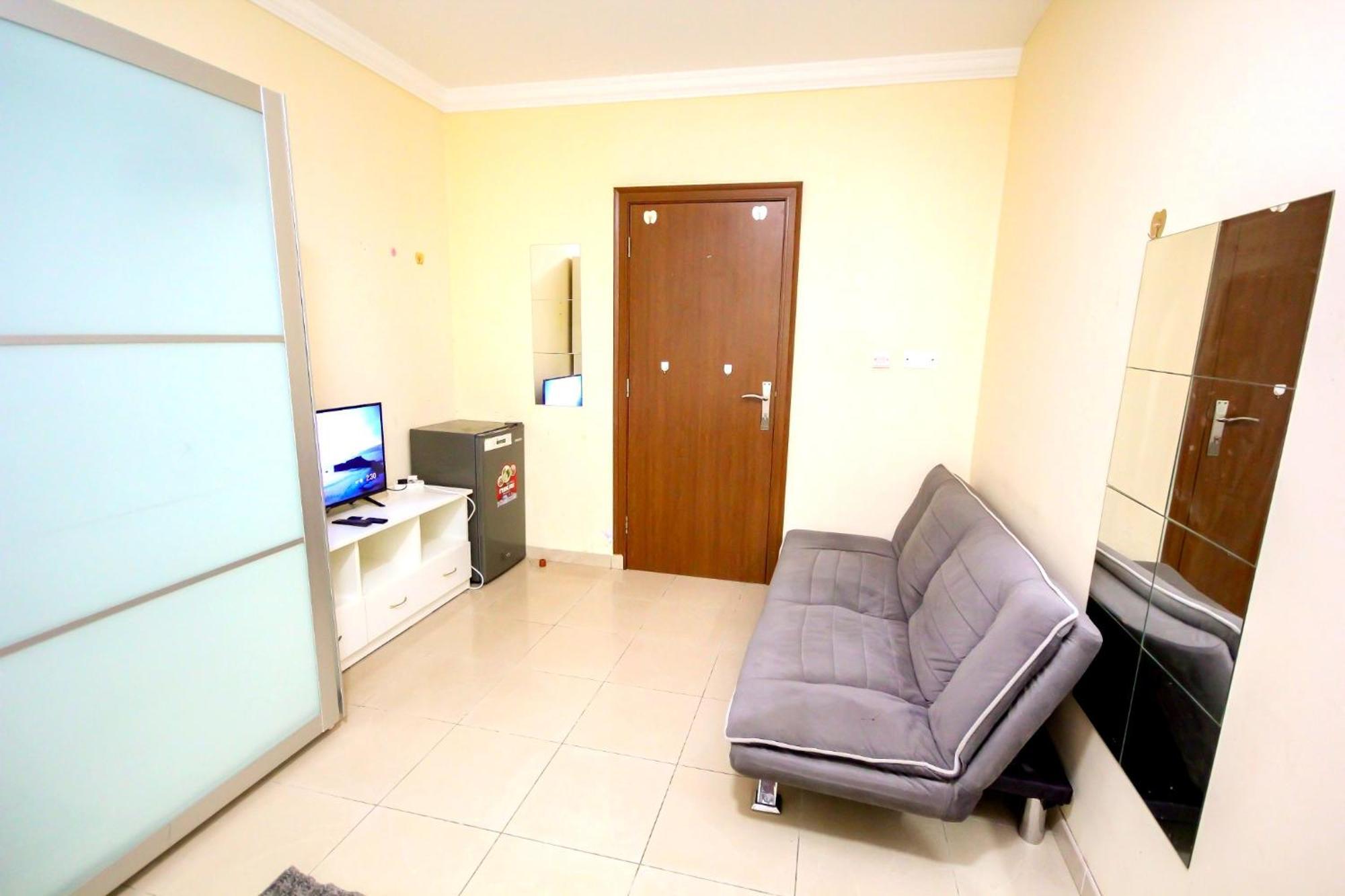 Homestay For Girls In Marina Dubai, The Offer